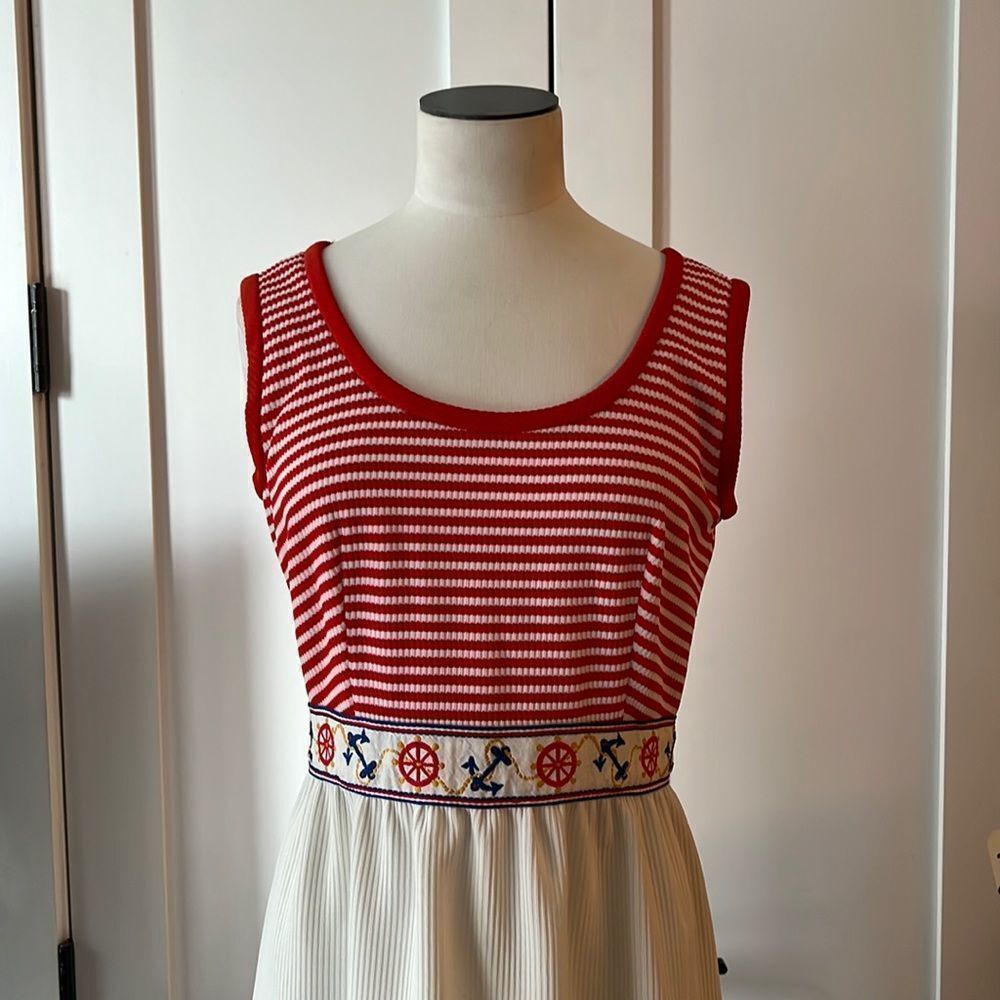 Vintage Red and White Striped Sleeveless Dress with Nautical Waistband